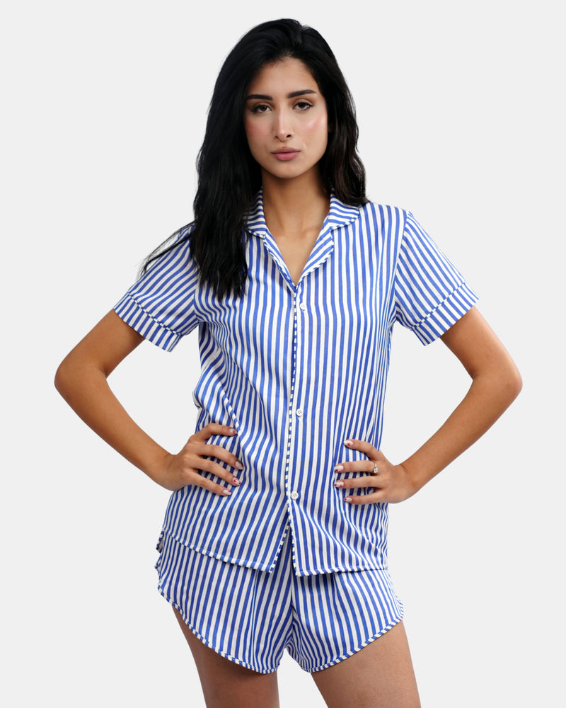 White & blue stripes